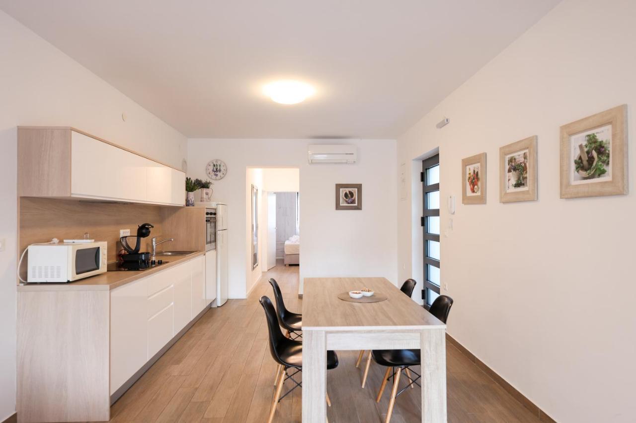 זאדאר Apartments Mato מראה חיצוני תמונה