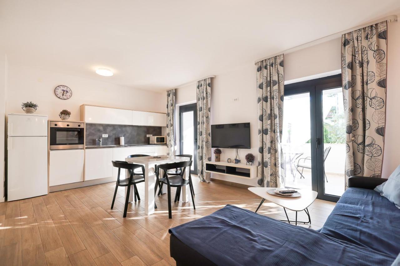 זאדאר Apartments Mato מראה חיצוני תמונה